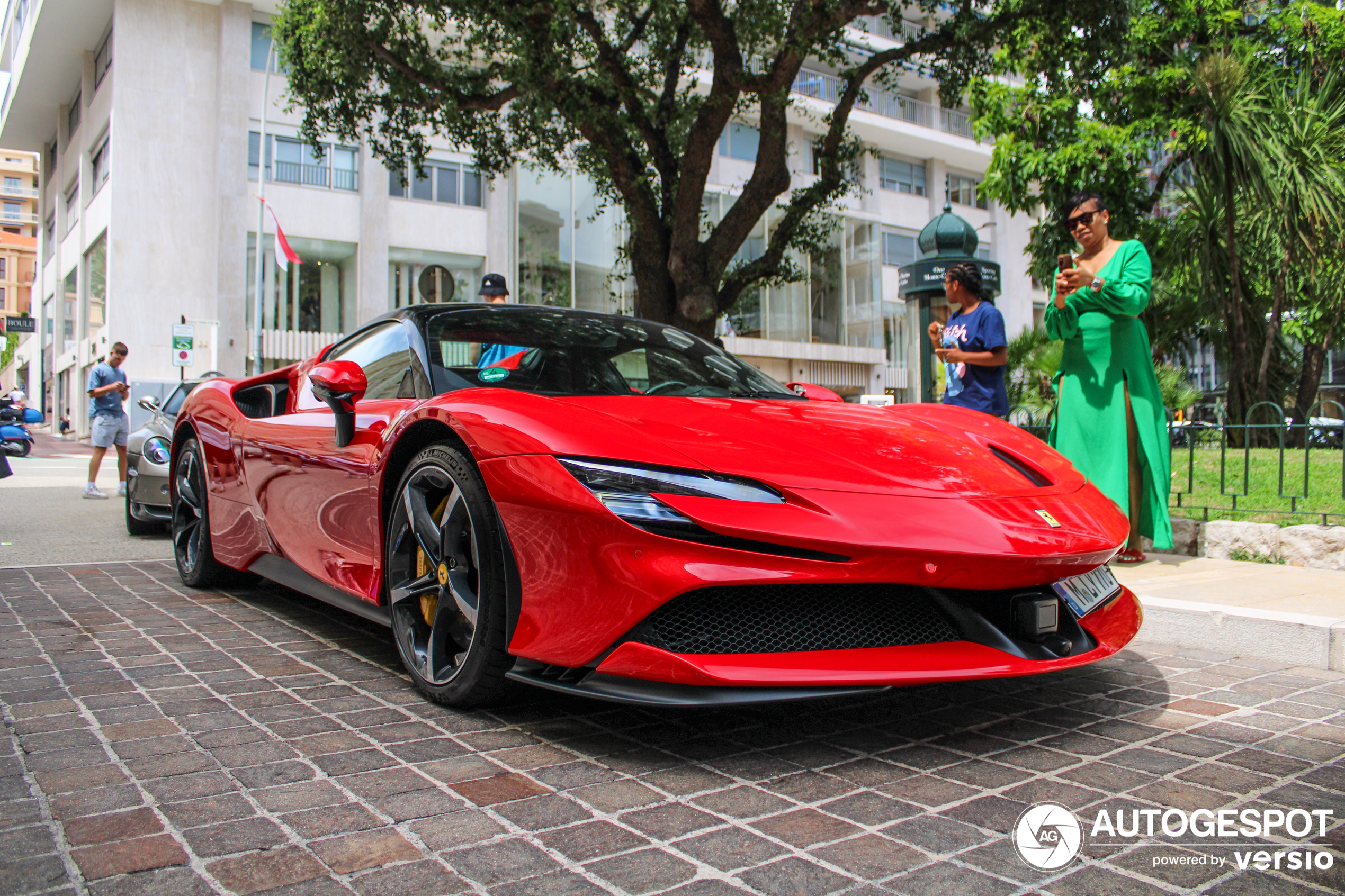 Ferrari SF90 Spider