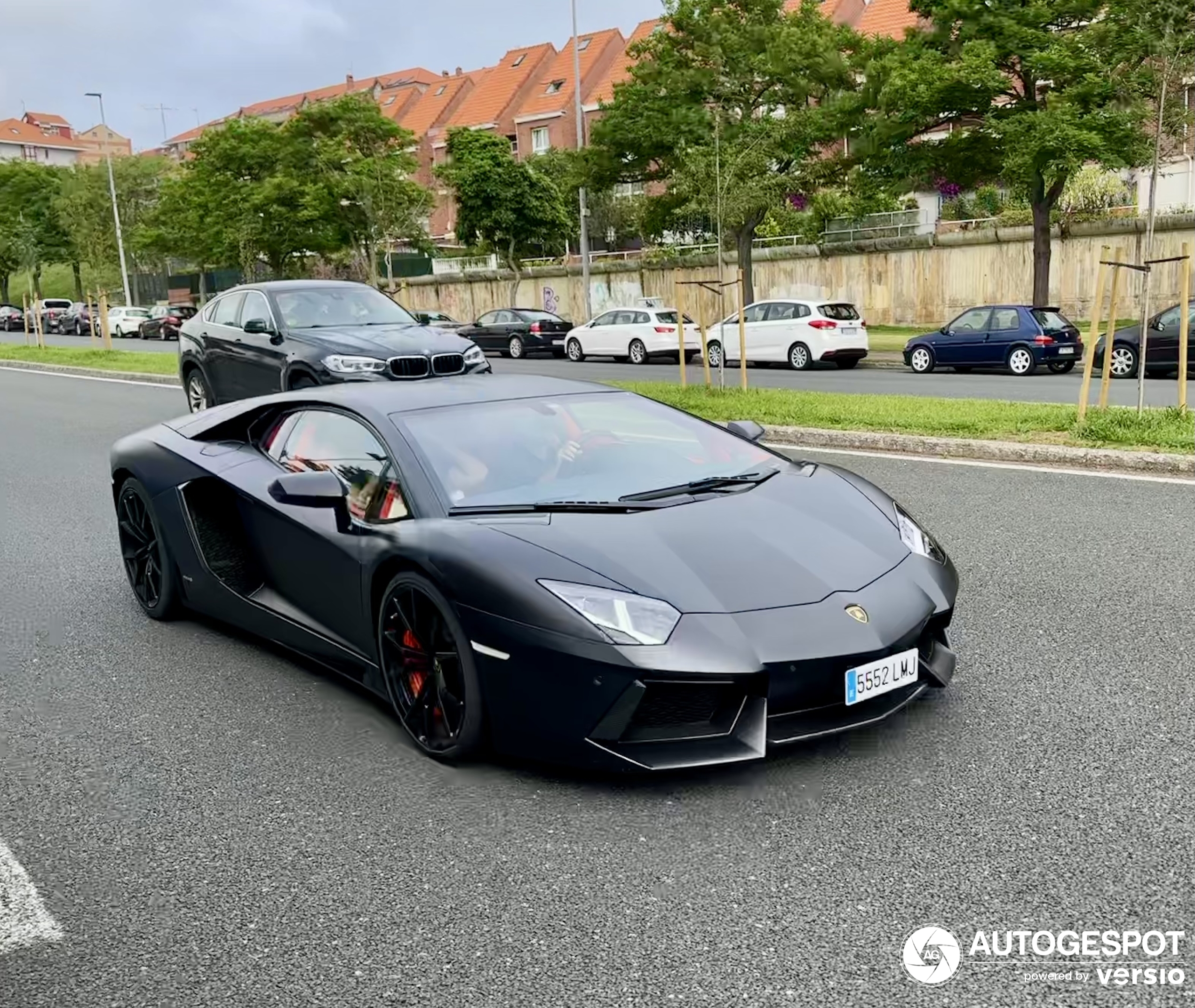 Lamborghini Aventador LP700-4