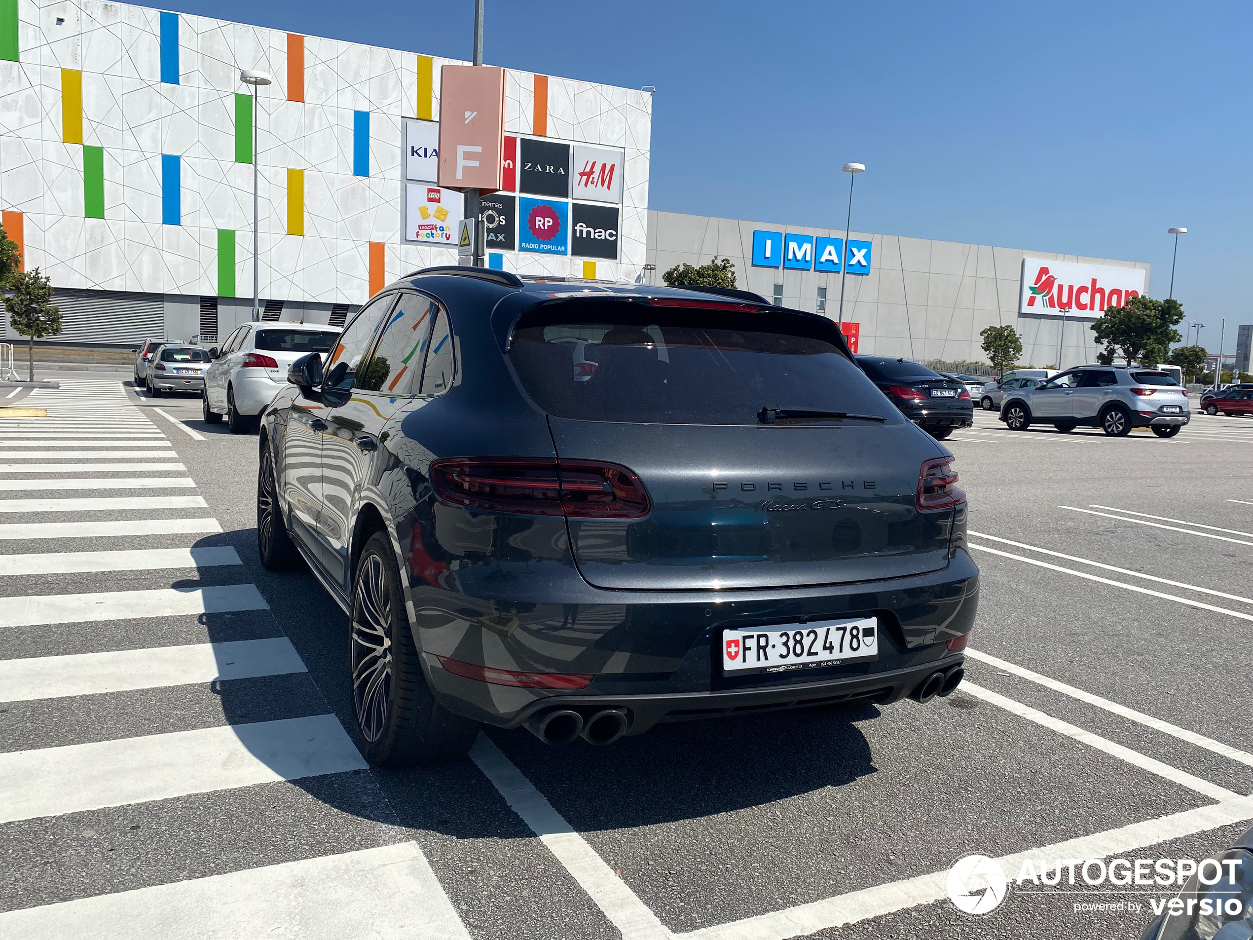 Porsche 95B Macan GTS