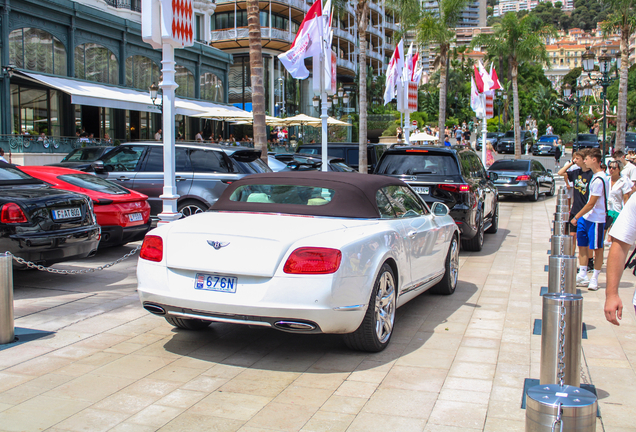 Bentley Continental GTC 2012