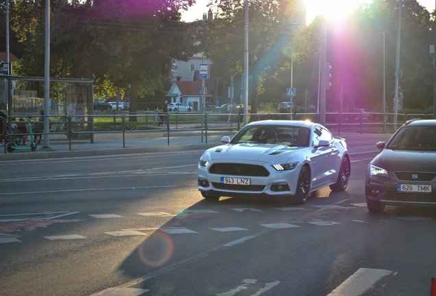 Ford Mustang GT 2015