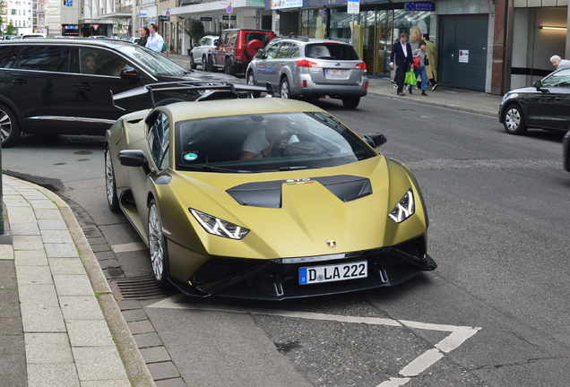 Lamborghini Huracán LP640-2 STO