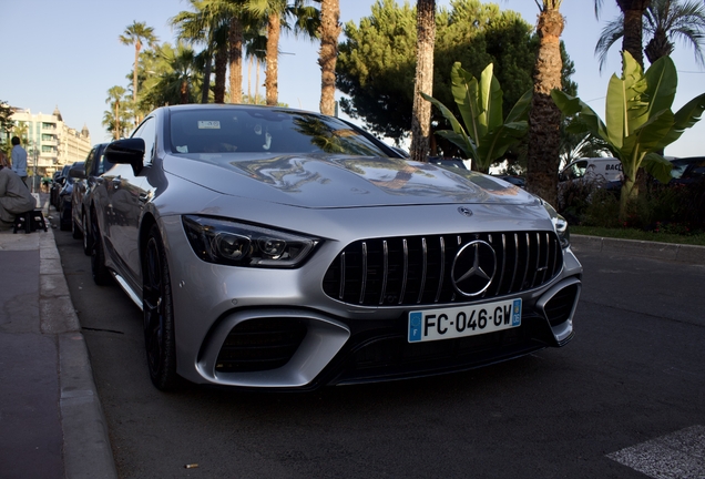 Mercedes-AMG GT 63 S X290