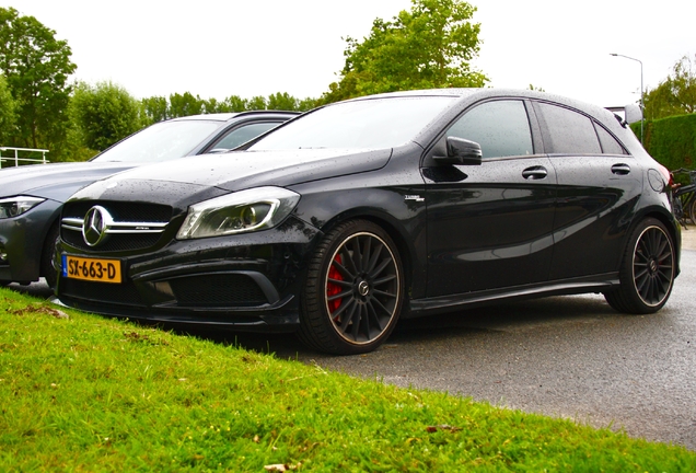 Mercedes-Benz A 45 AMG