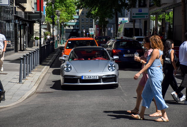 Porsche 992 Turbo