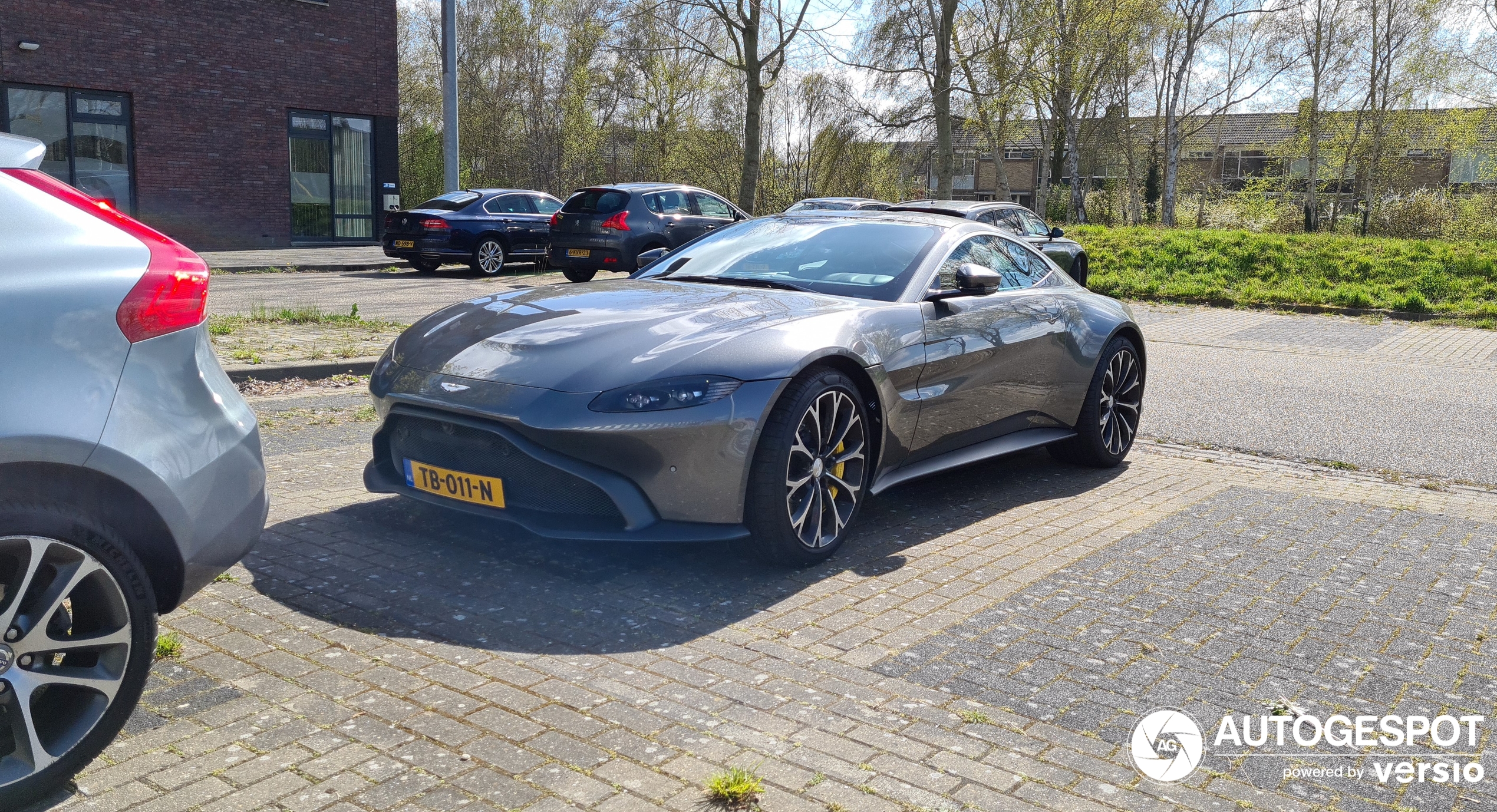 Aston Martin V8 Vantage 2018