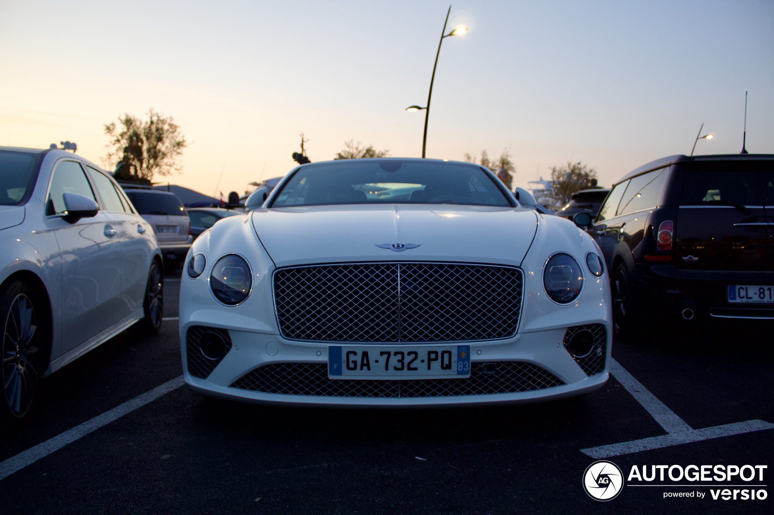 Bentley Continental GTC V8 2020