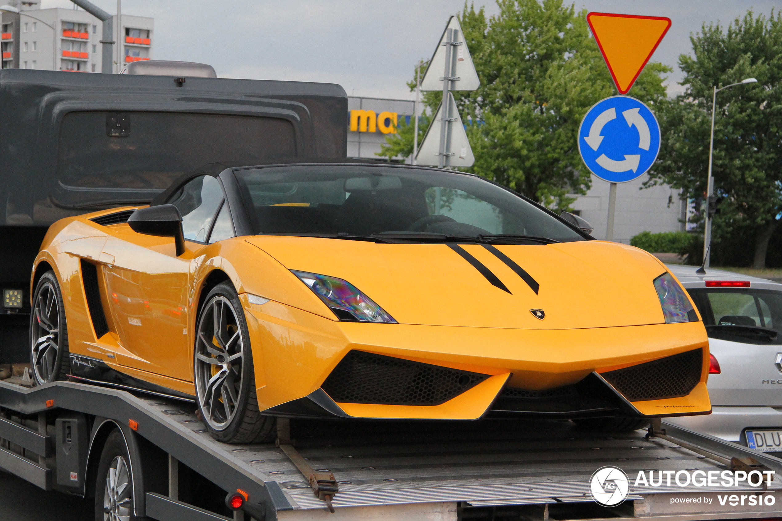 Lamborghini Gallardo LP570-4 Spyder Performante