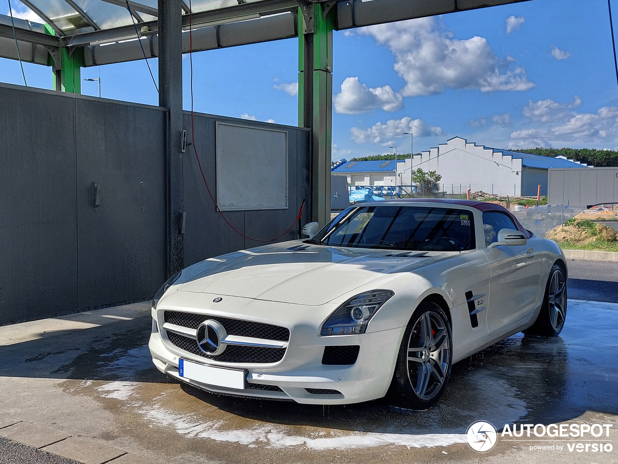 Mercedes-Benz SLS AMG Roadster