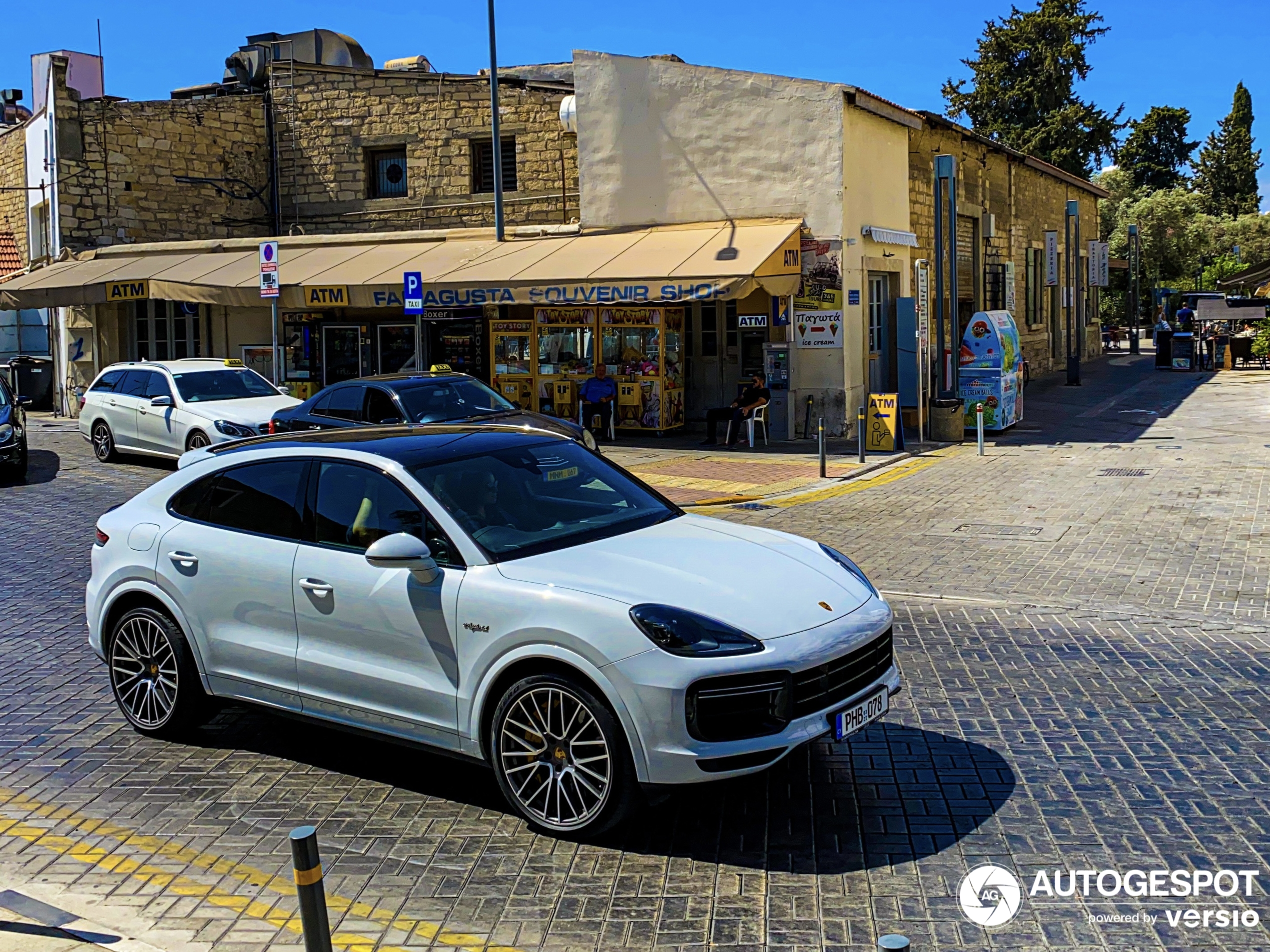 Porsche Cayenne Coupé Turbo S E-Hybrid