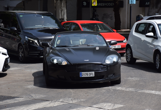 Aston Martin DB9