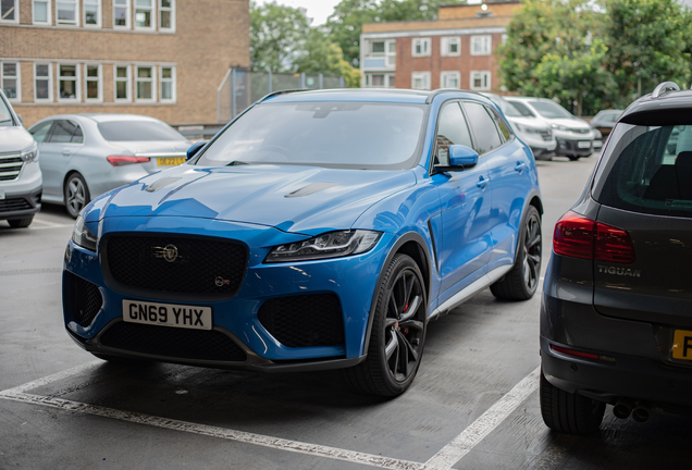 Jaguar F-PACE SVR