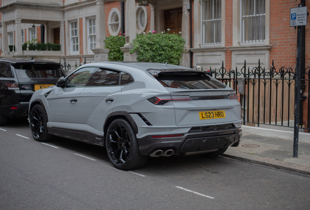 Lamborghini Urus Performante