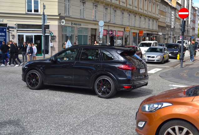 Porsche 958 Cayenne GTS