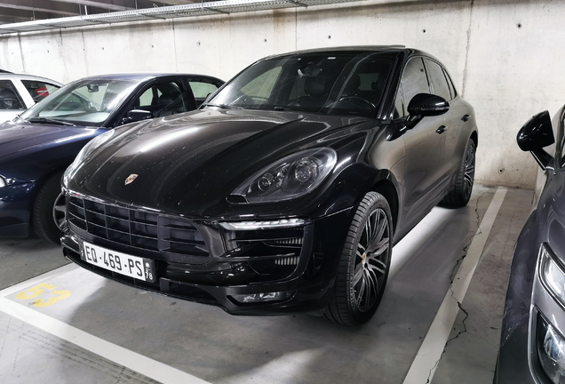 Porsche 95B Macan GTS