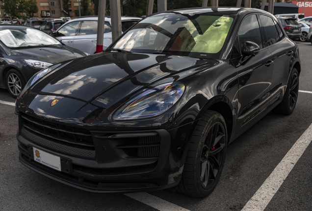 Porsche 95B Macan GTS MkIII