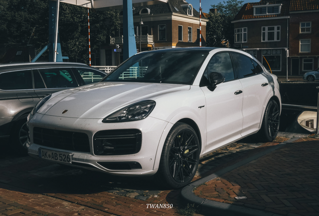 Porsche Cayenne Coupé Turbo S E-Hybrid