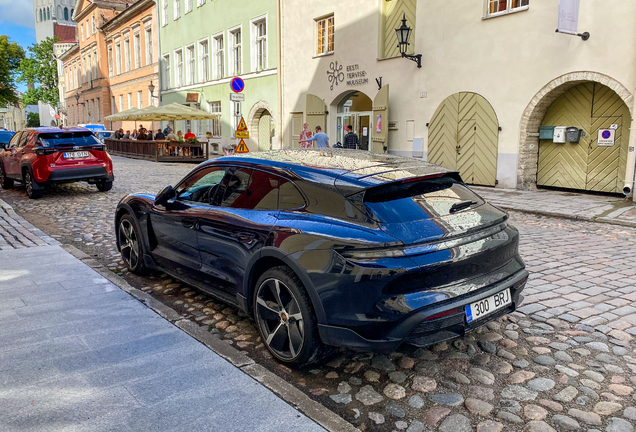 Porsche Taycan Turbo Cross Turismo