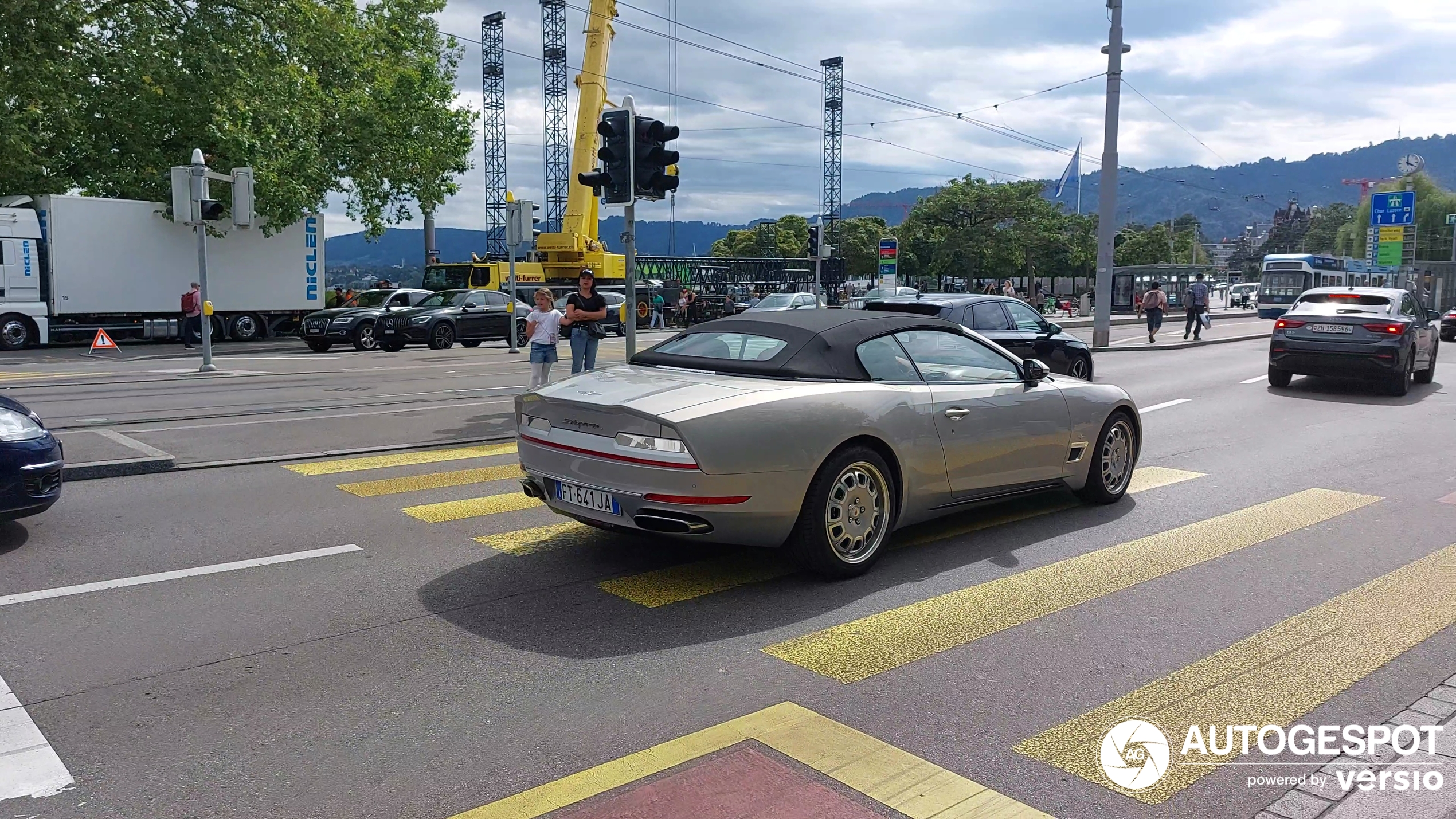 Zo ziet niemand dat je een oude Maserati GranTurismo rijdt