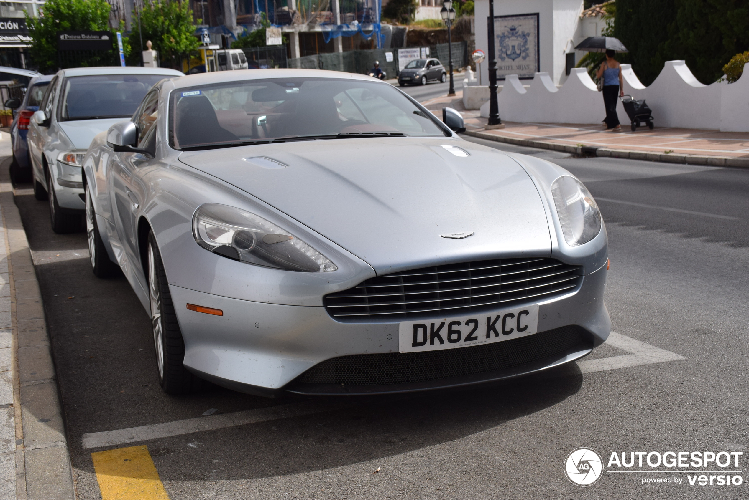 Aston Martin DB9 2013