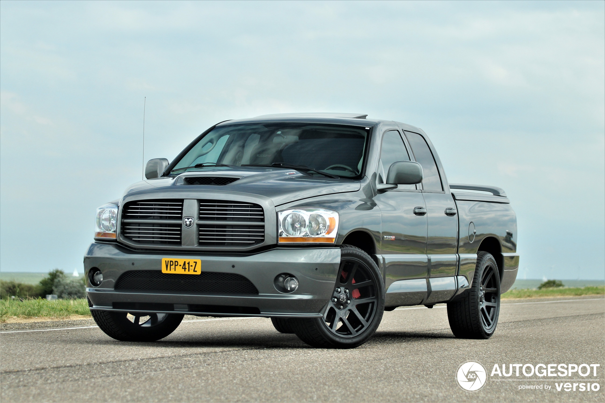 Dodge RAM SRT-10 Quad-Cab