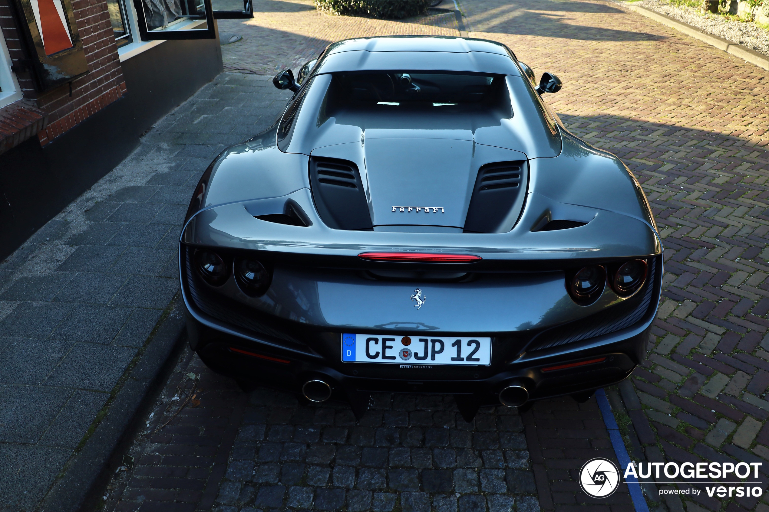 Ferrari F8 Spider