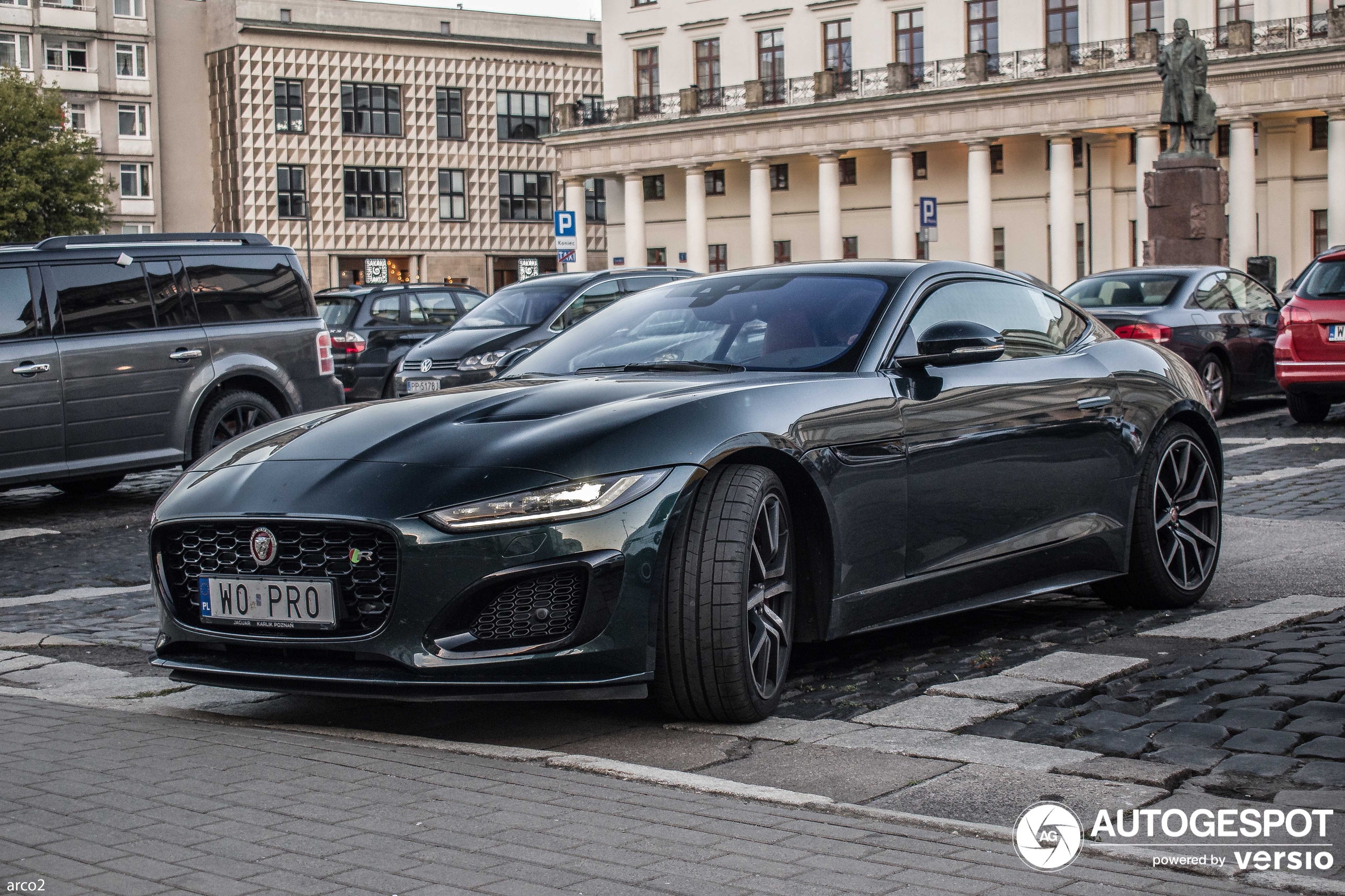 Jaguar F-TYPE R Coupé 2020