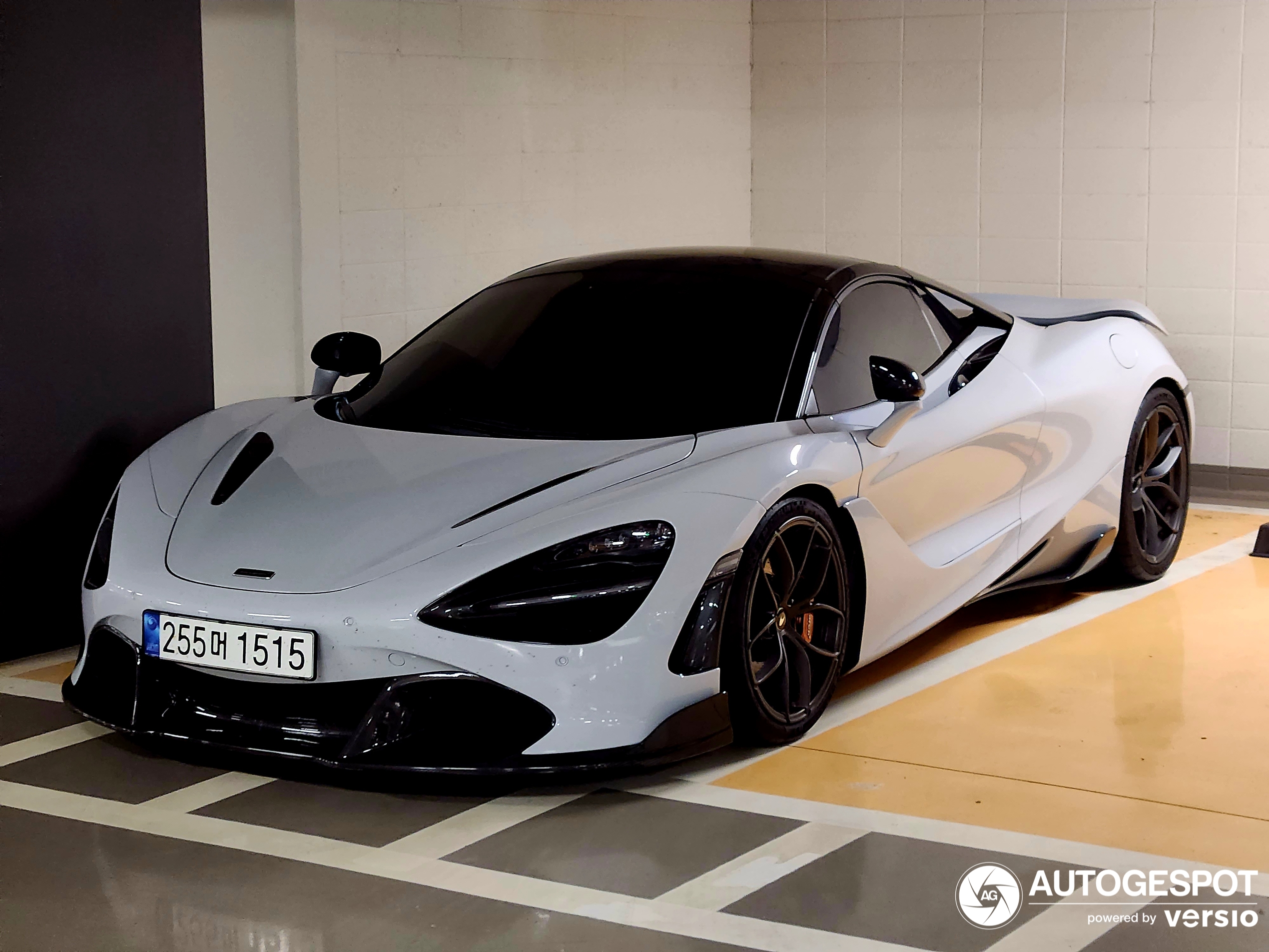 McLaren 720S Spider