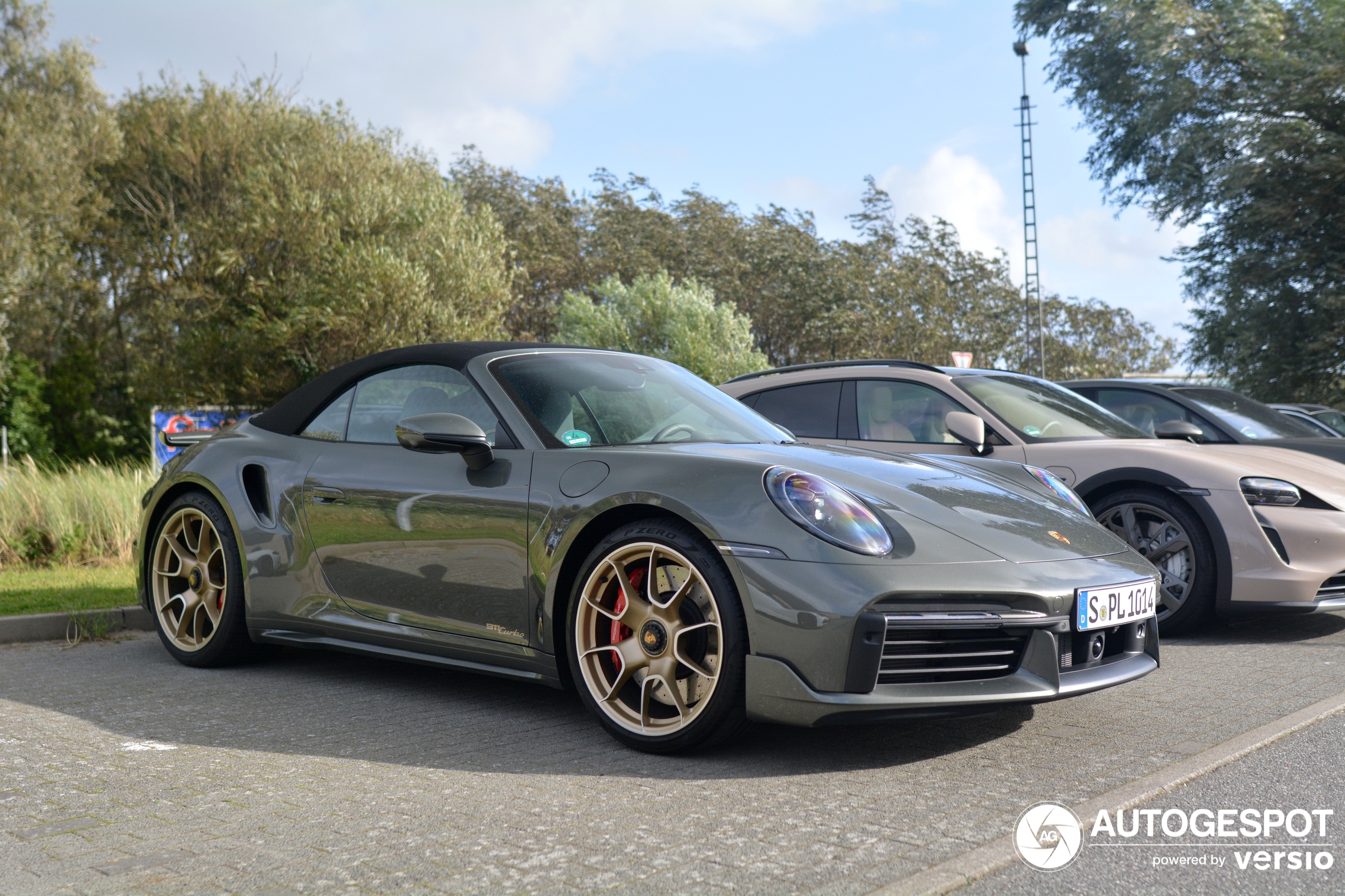 Porsche 992 Turbo Cabriolet