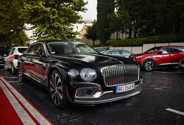 Bentley Flying Spur V8 Azure