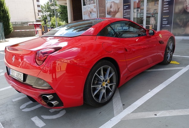 Ferrari California