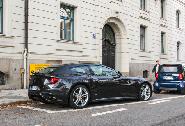 Ferrari FF