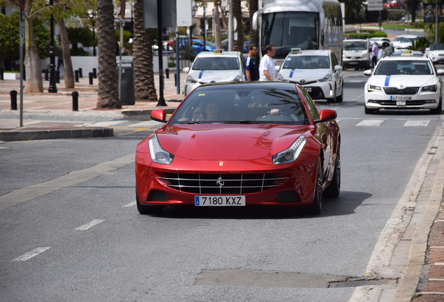 Ferrari FF