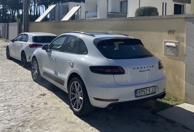 Porsche 95B Macan GTS