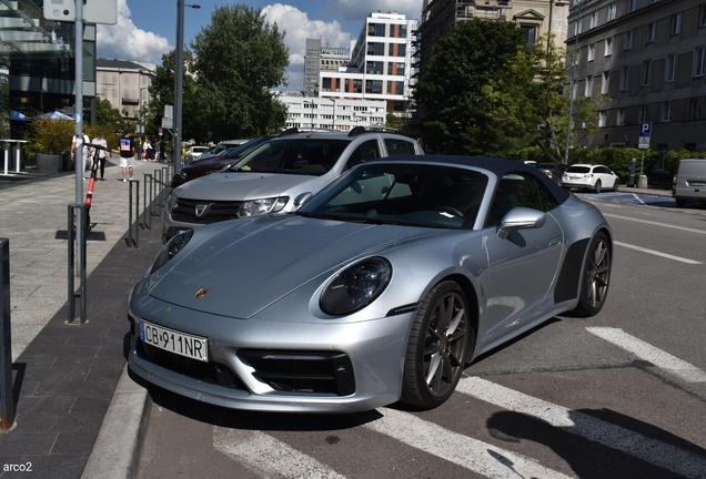 Porsche 992 Carrera 4S Cabriolet