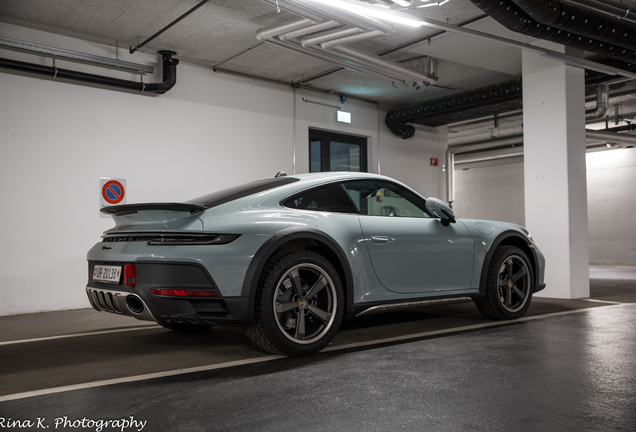 Porsche 992 Dakar