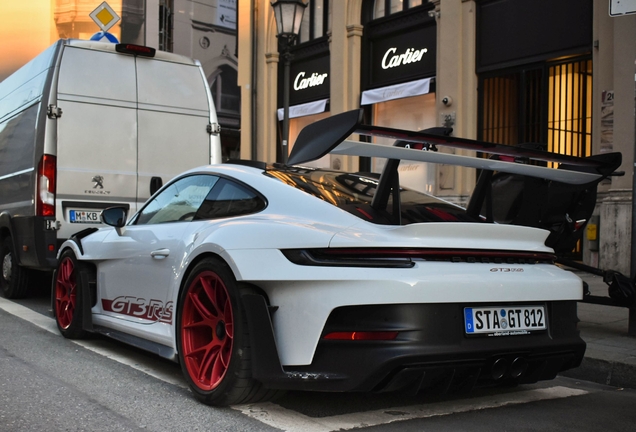 Porsche 992 GT3 RS Weissach Package