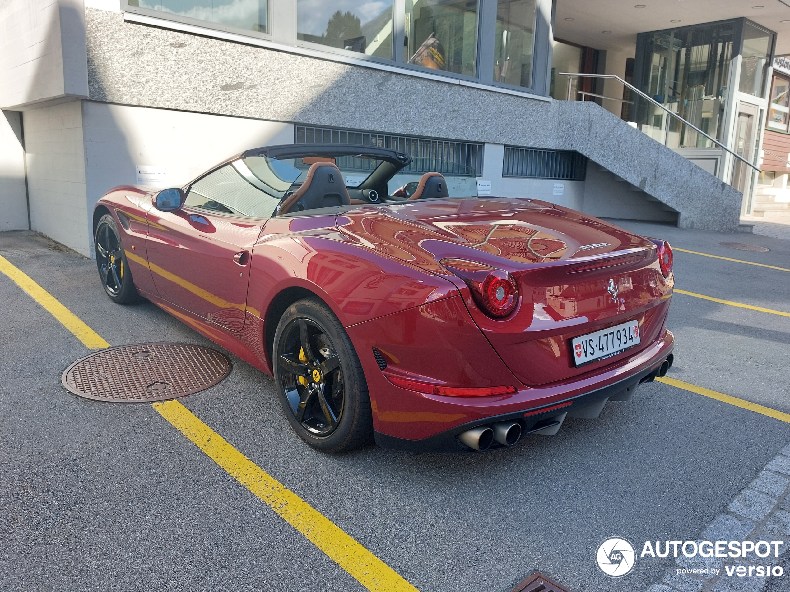 Ferrari California T