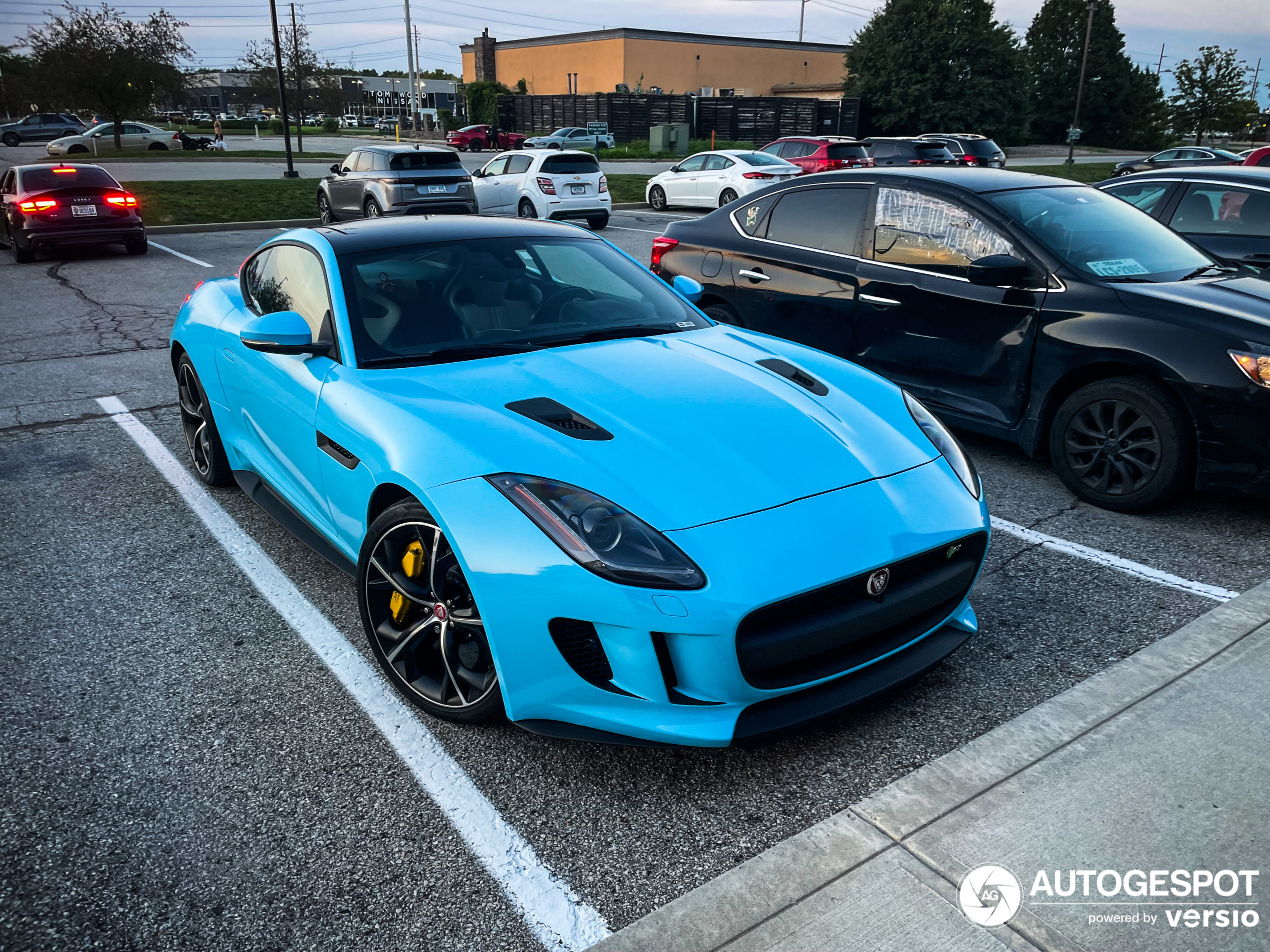 Jaguar F-TYPE R Coupé