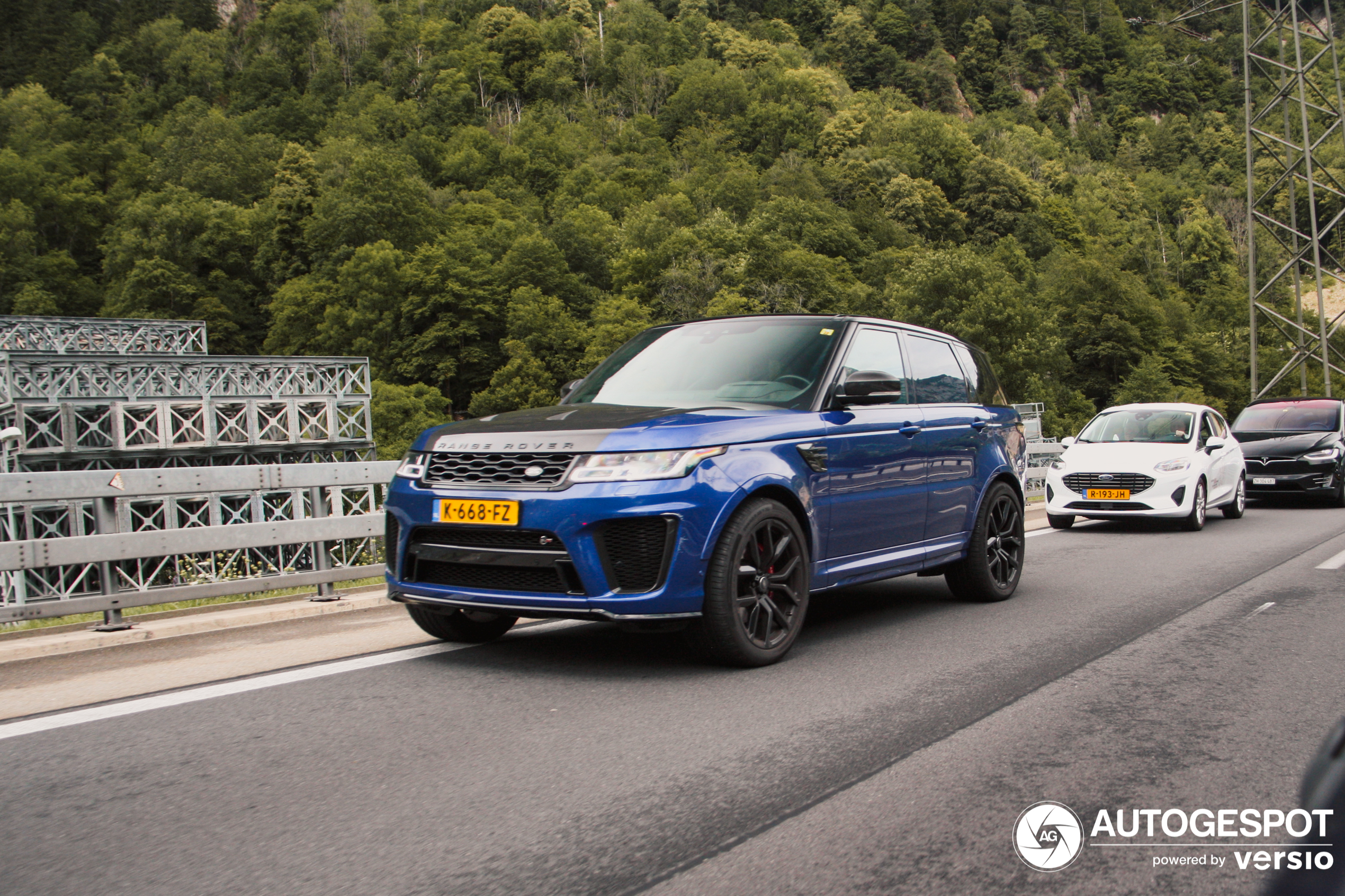 Land Rover Range Rover Sport SVR 2018 Carbon Edition