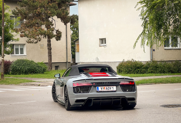 Audi R8 V10 Spyder 2016