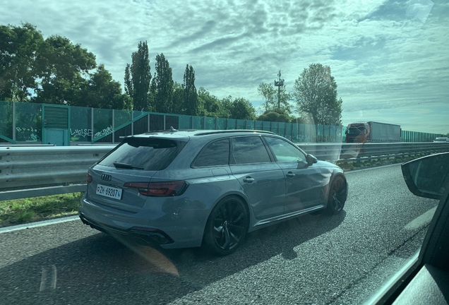 Audi RS4 Avant B9