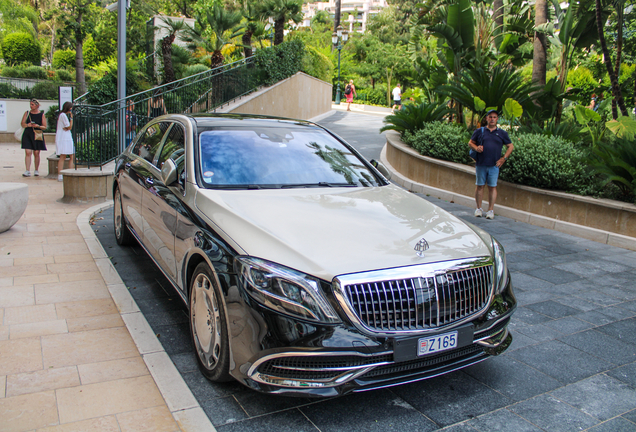 Mercedes-Maybach S 650 X222