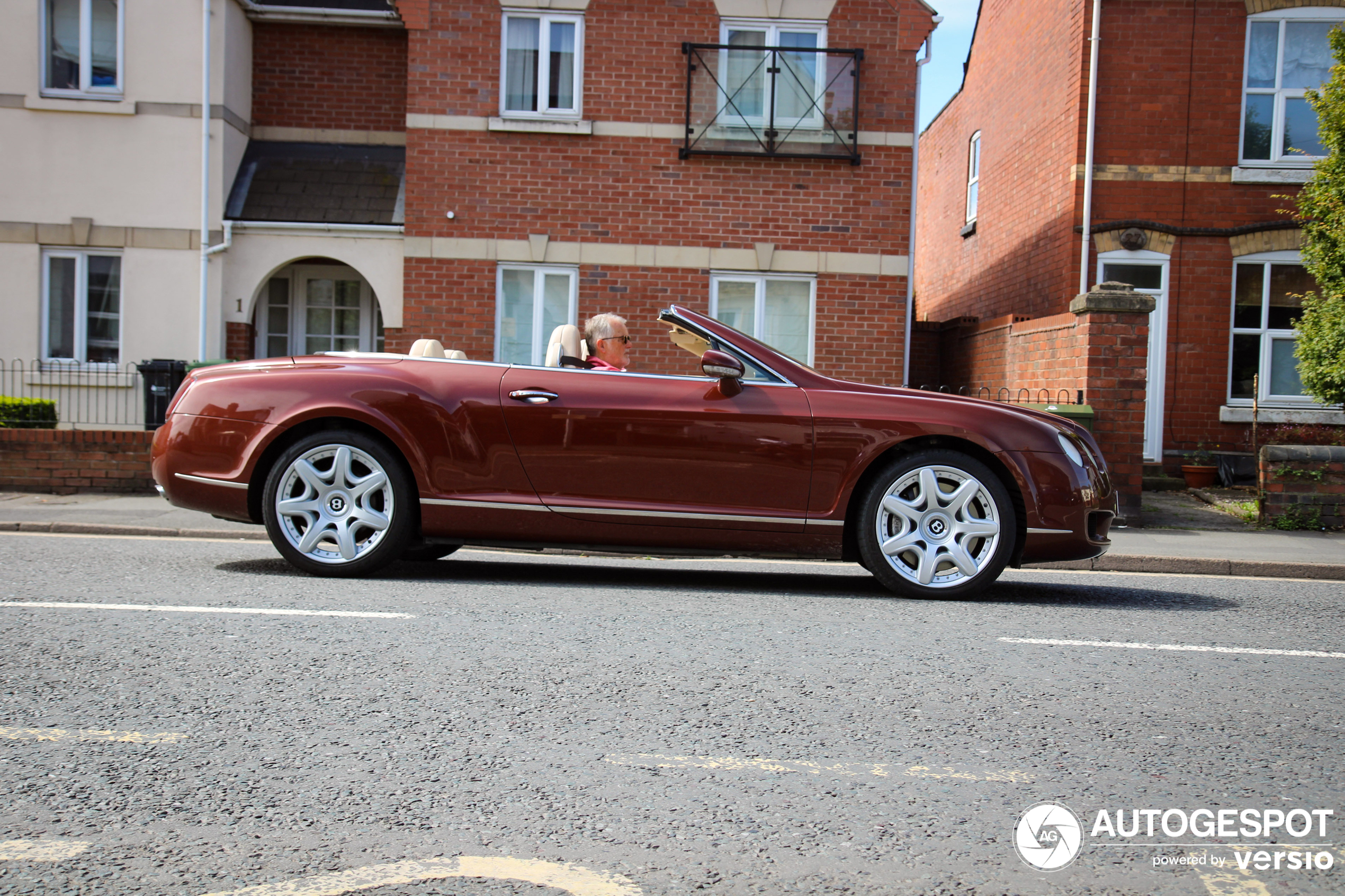 Bentley Continental GTC