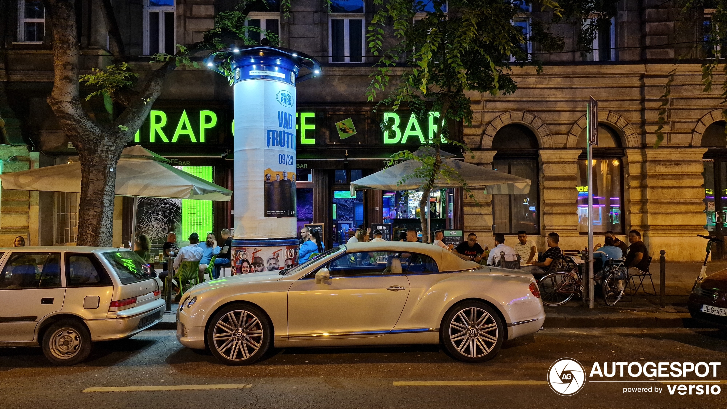 Bentley Continental GTC V8