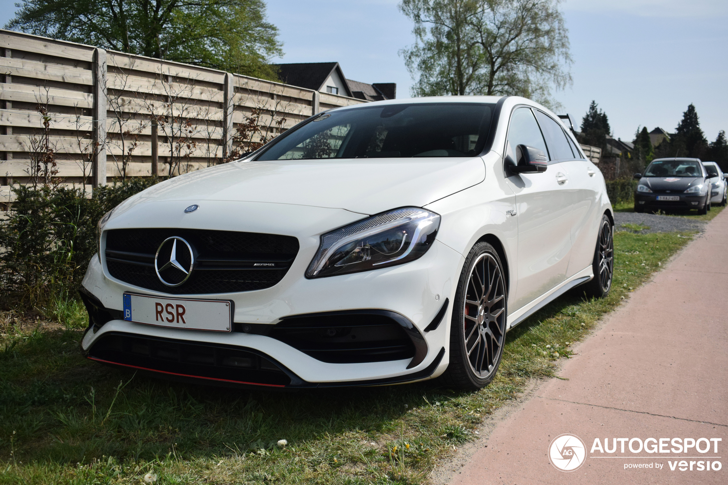 Mercedes-AMG A 45 W176 2015