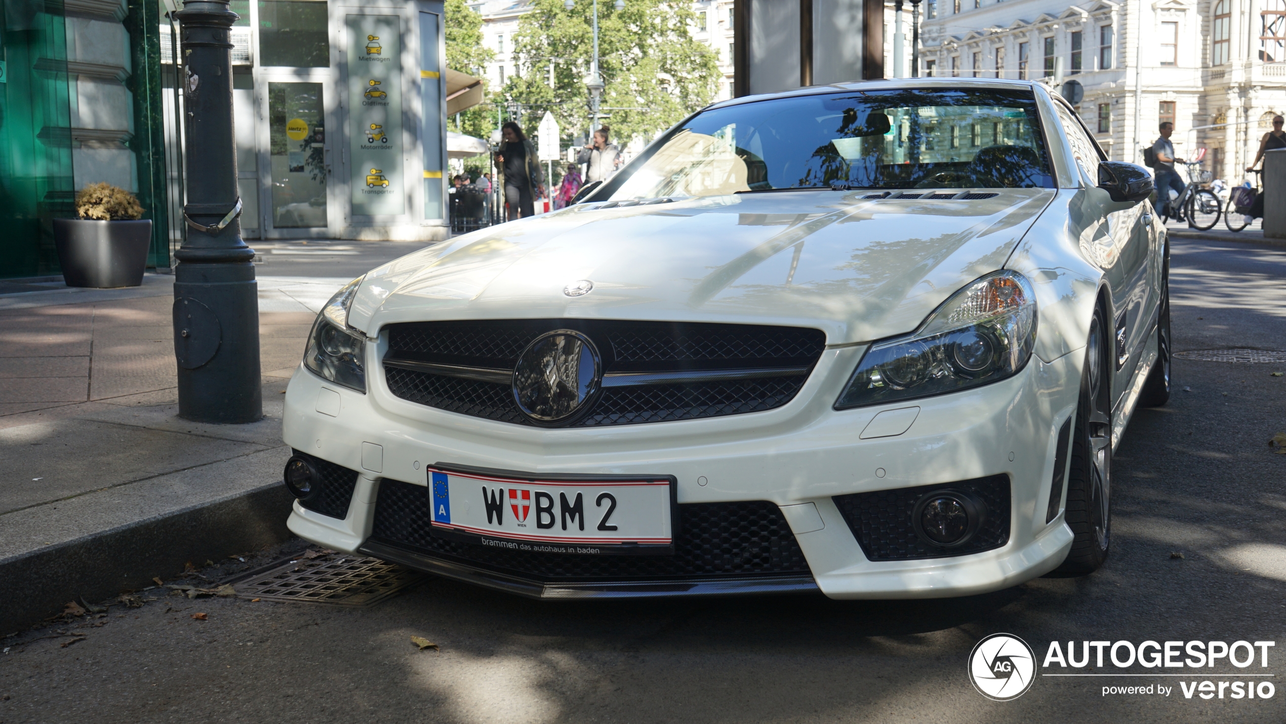 Mercedes-Benz SL 63 AMG