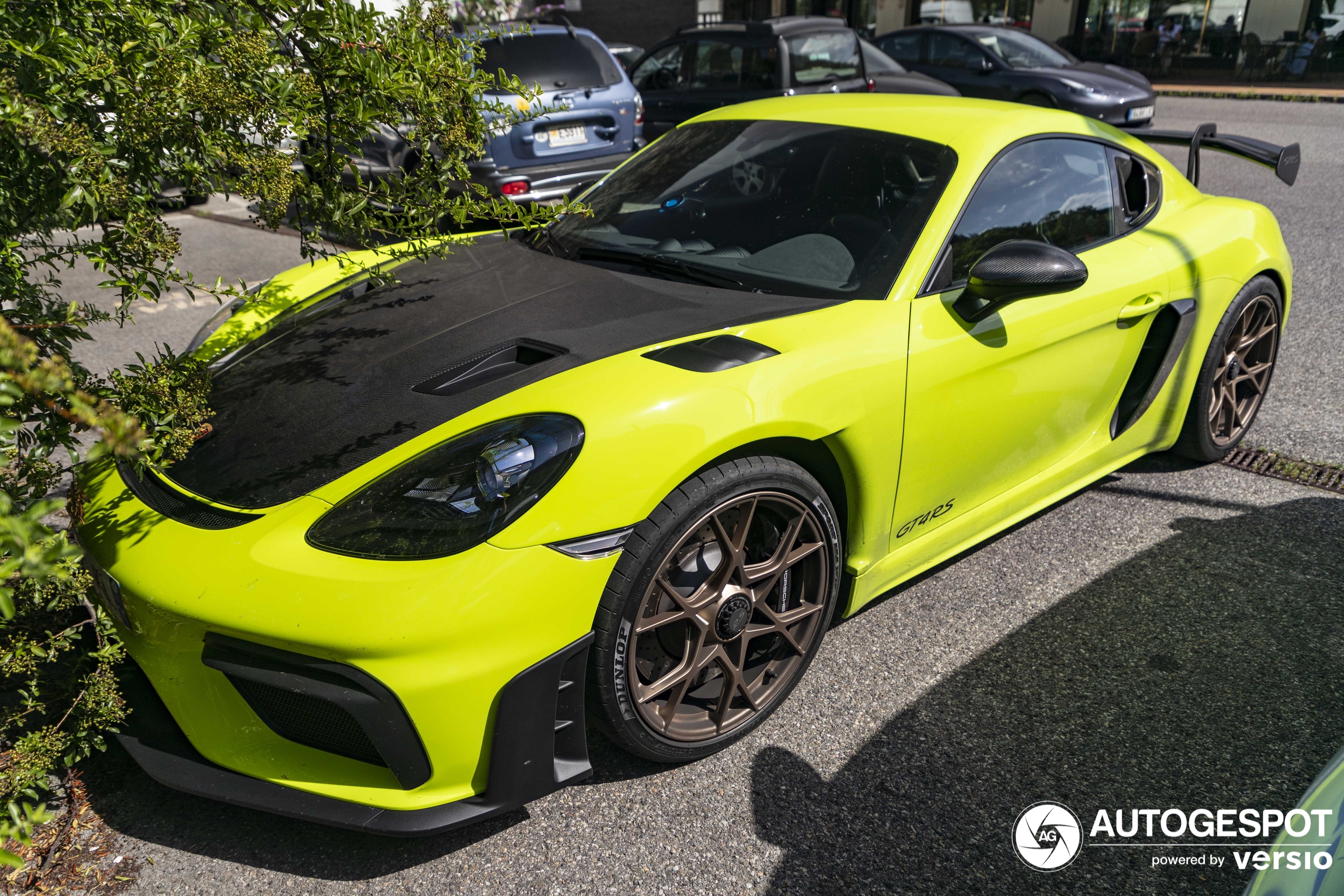 Porsche 718 Cayman GT4 RS Weissach Package