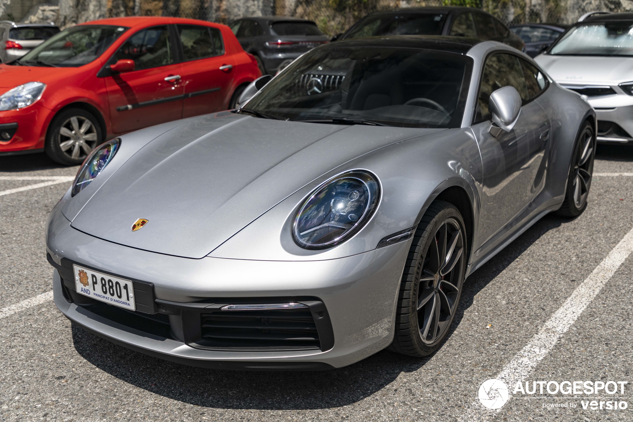 Porsche 992 Carrera 4S