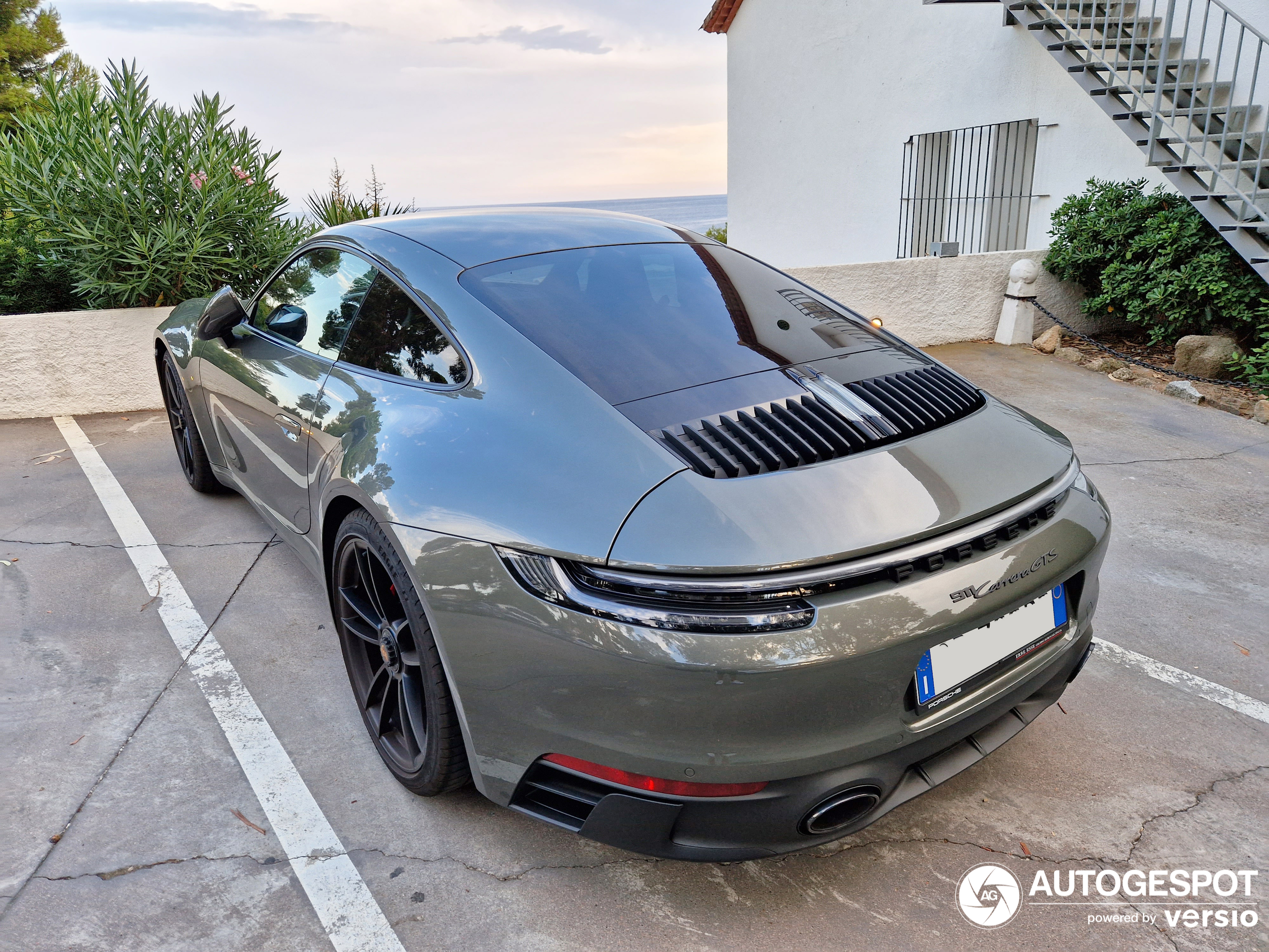 Porsche 992 Carrera GTS